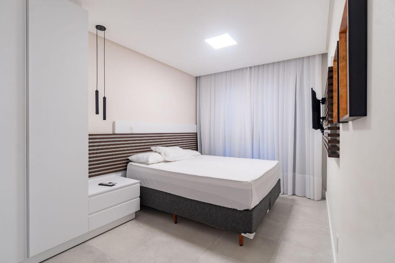 Porto Madero - Apartamento Em Condo Com Piscina Bombinhas Exteriör bild